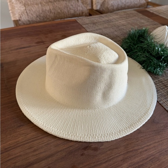 NWT WILL + BEAR Calloway Bone White Straw Felt Fedora
L - Picture 7 of 11